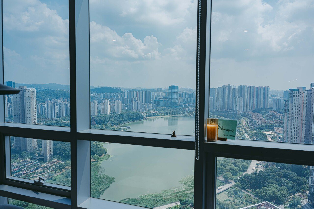 Lake Café Gwanggyo SK View Lake 34F, photo 1