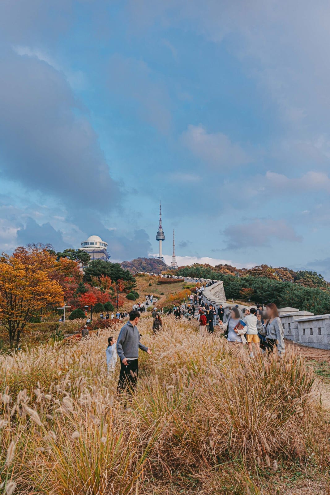 Baekbeom Square Park, photo 1